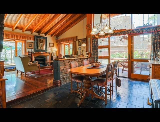 5 BEDROOM HOUSE FOR SALE IN MONDEOR